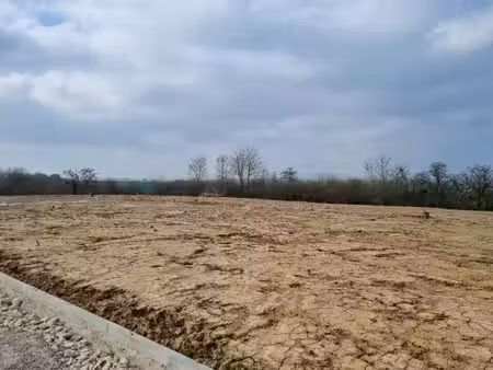 terrain constructible neuf à vendre