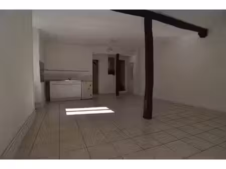 location duplex 2 pièces 65 m² à saint-florentin (89600)  475 €