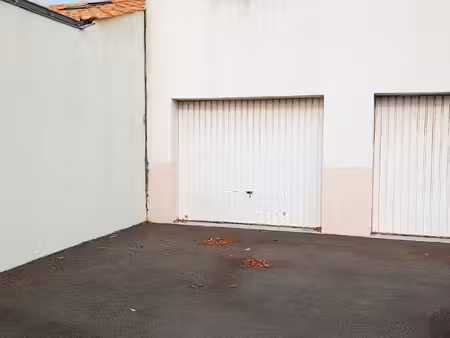 garage clos et sécurisé  les sables-d'olonne secteur saint m