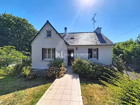 maison trois chambres  sous-sol complet