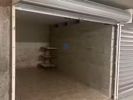 à louer – box / garage fermé - vallauris
