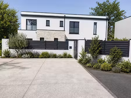 maison très belle contemporaine  4 chambres  piscine  jardin  terrasse