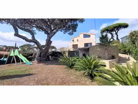 villa avec piscine et jardin font de veyre - cannes la bocca (06)
