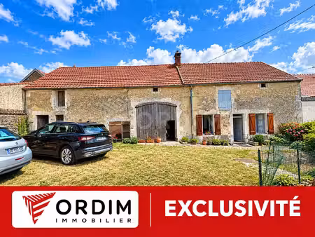 maison de campagne  fort potentiel  vastes dépendances