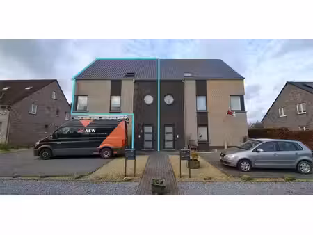 duplex à louer à hees pour € 880 avec 3 chambres à coucher