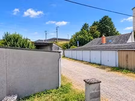 vente garage et parking à angers deux croix banchais (49000) : à vendre / angers deux croi
