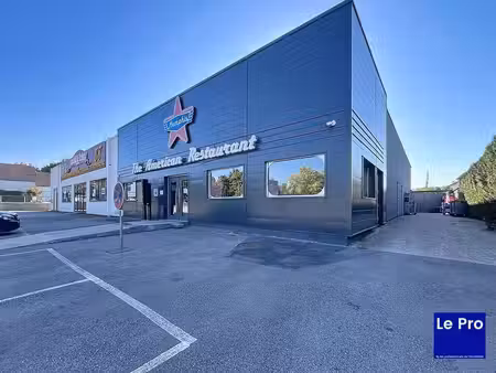 local commercial à vendre