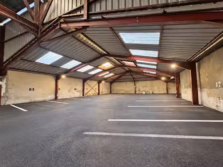 parking à louer