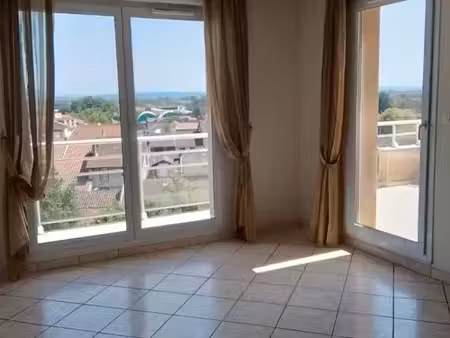 appartement 95m2 dernier étage à meximieux
