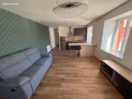 appartement t3 meublé rénové à neuf – 70 m² – saint-flour
