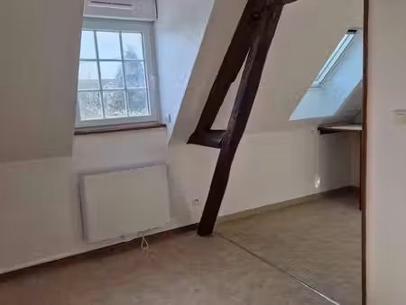 t2  30 m2  proche compiègne
