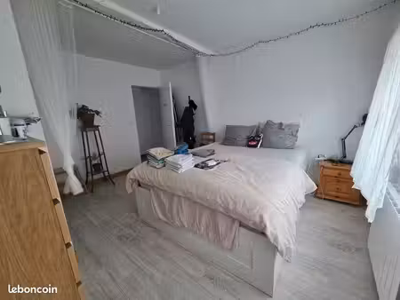 appartement t3 avec terrasse