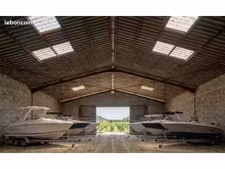 location hangar stockage