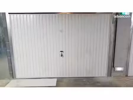 a louer box