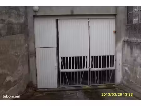 box garages