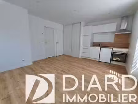 location appartement 2 pièces à fougères (35300) : à louer 2 pièces / 31m² fougères