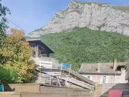 • maisonnette de charme  calme absolu à 15 min de grenoble ◊