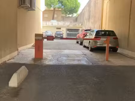 garage à louer