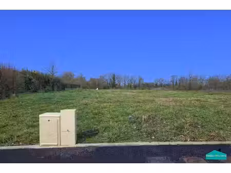 terrain viabilisé à la marne de 390 m²