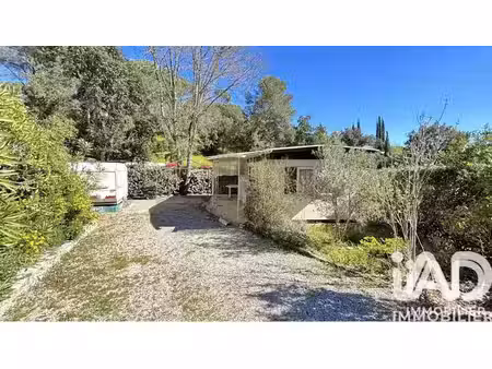 vente terrain 200 m² à frejus (83600)  54 800 €