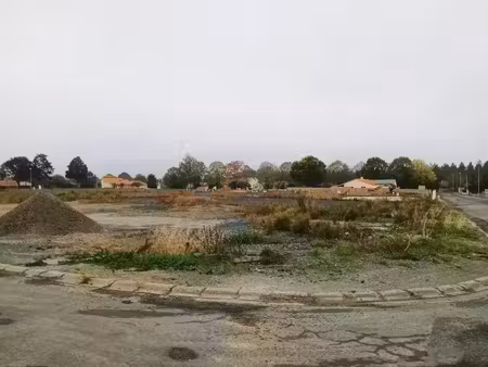 vente terrain 543 m² à mortagne-sur-sèvre (85290)  63 900 €