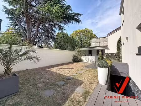 maison avec jardin et 2 dépendances - colombes