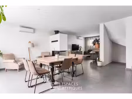 maison contemporaine avec terrasse rooftop à pouvourville