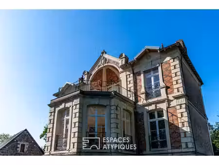 une demeure historique dans un écrin de verdure