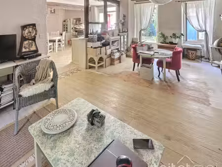 a vendre ensemble immobilier a villiers-le-bacle - 180 m²