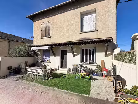 pernes les fontaines  immeuble 300m² habitable + 340m²
