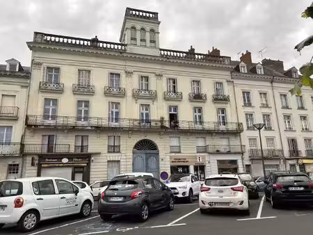 type 3 dans immeuble de caractère - coeur de ville
