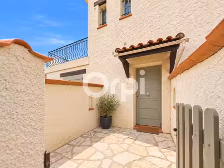 terrasse de 35 m2-vue dégagée-proche commodités-lumineux