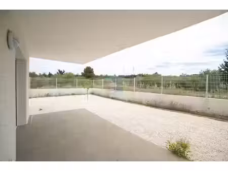 a louer t3 avec jardin et place de parking sigean