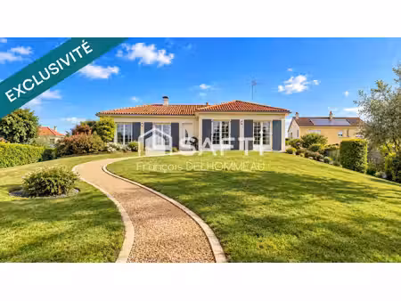 maison familliale de 137m2  sous-sol et parcelle 1671m2 divisible et constructible