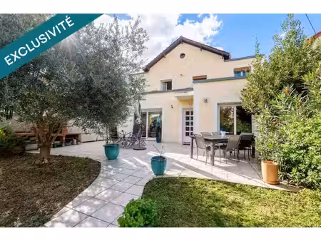 le long de la voie lamarque  jolie maison familiale de 138 m²