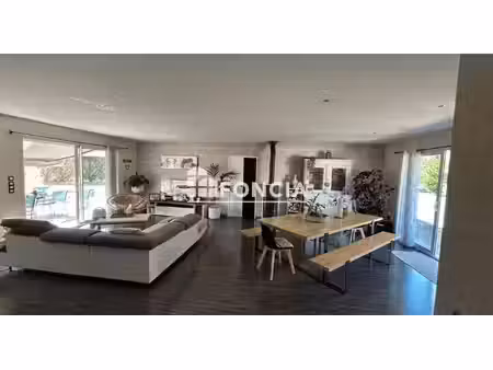 ouches maison récente de plain-pied 135 m²