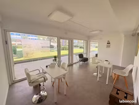 murs commerciaux 115m2 valmante michelet