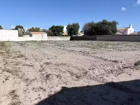 vente terrain à batir 640 m² à noirmoutier-en-l'ile (85330)  295 200 €