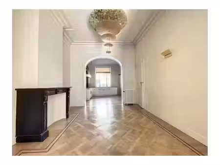 maison de maître à louer avec terrasse et jardin   bruxelles (vbe77662)