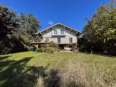 maison familiale avec vue alpes - grand terrain et appartement indépendant