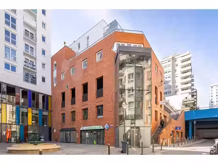 vente commerce 128m²