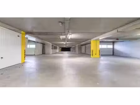 sous option - garage à vendre à nieuwpoort