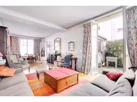 hôtel particulier à vendre dans le quartier ile de la jatte-parc d'orléans