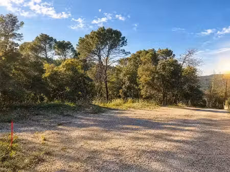 vente terrain 1908 m² à le thoronet (83340)  205 000 €