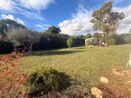 vente terrain 570 m² à sollies-pont (83210)  205 000 €