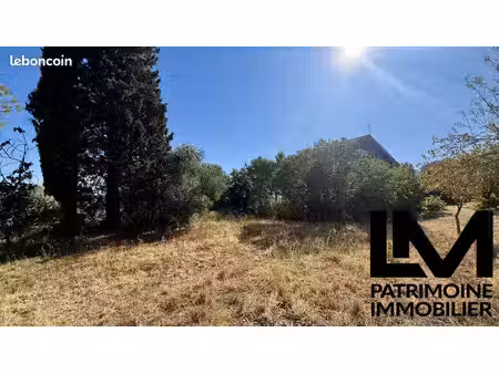 terrain 971 m² neffiès