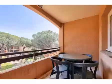 location meublée appartement 1 pièce 28 m² à saint-raphael (83700)  750 €