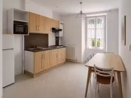 location appartement 2 pièces 37 m² à angers (49000)  795 €