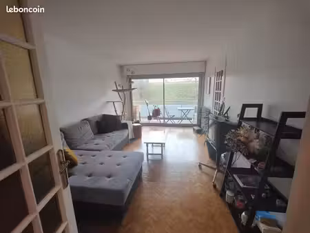 appartement lumineux et traversant – 79 5 m² avec balcon et stationnement