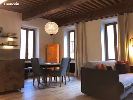 appartement f2 meublé de standing 52m² – hyper-centre historique annecy